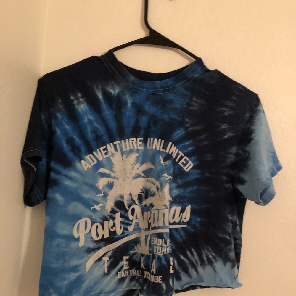 cropped tie dye shirt